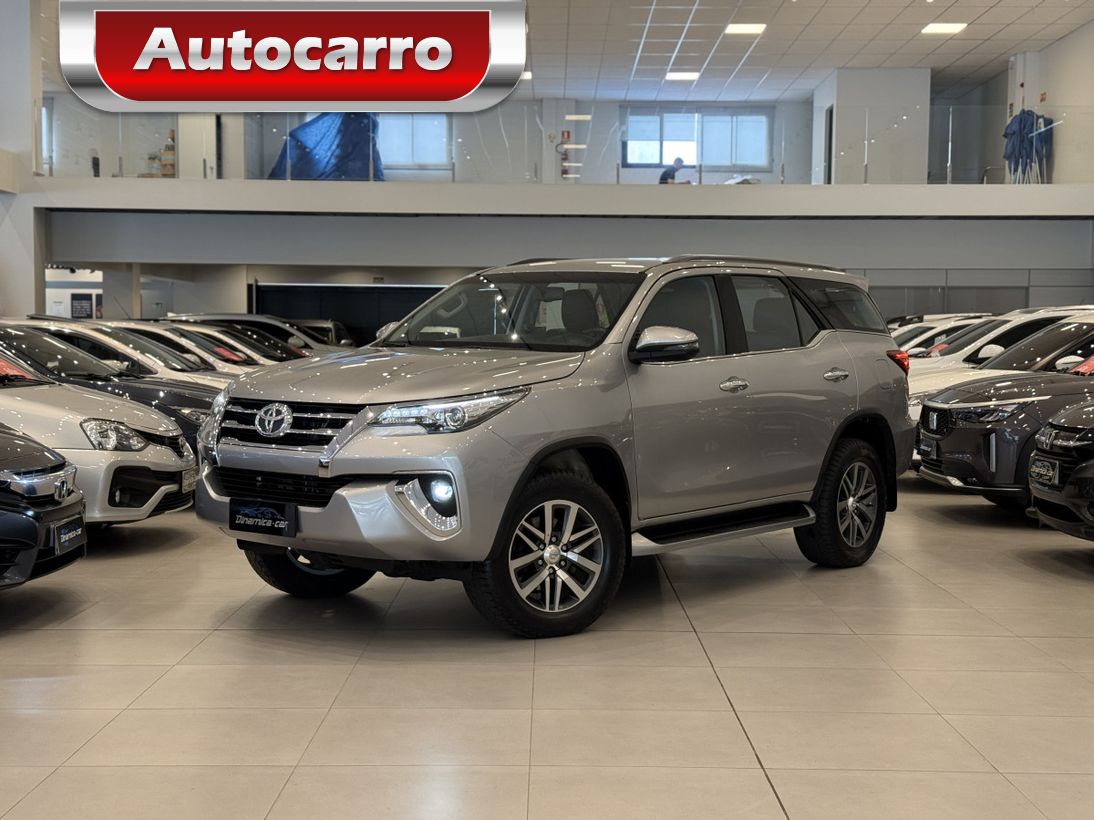 Toyota Hilux Sw4 Hilux SW4 SRX 4x4 2.8 TDI 16V Dies. Aut. 2018