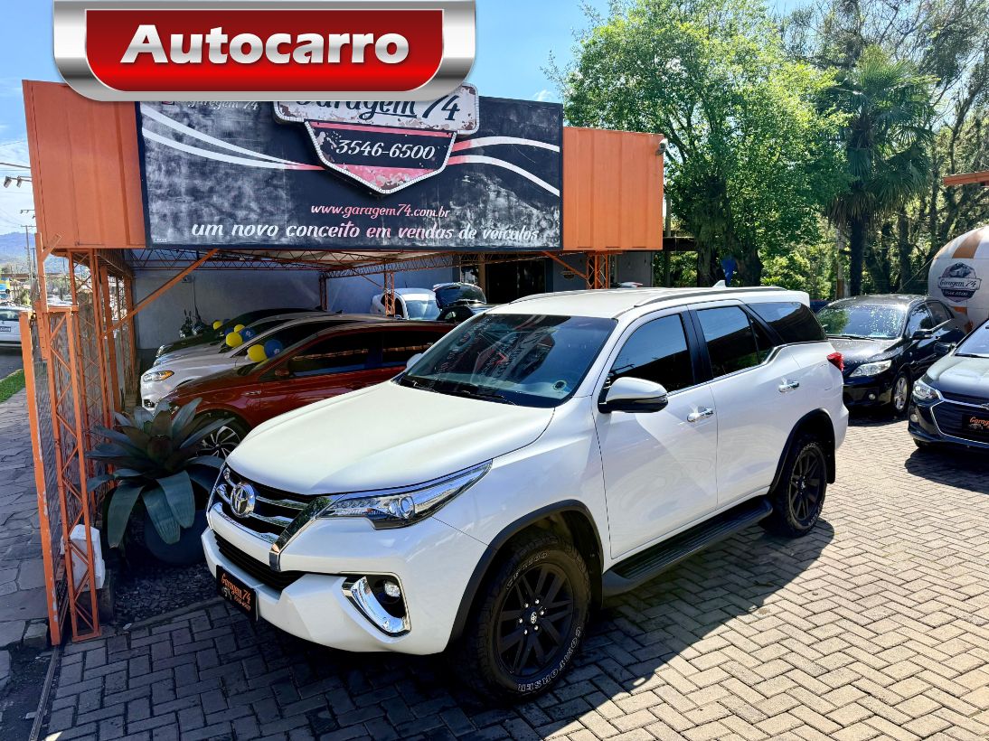 Toyota Hilux Sw4 Hilux SW4 SRX 4x4 2.8 TDI 16V Dies. Aut. 2018