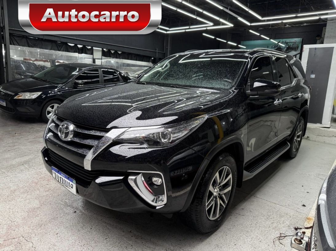 Toyota Hilux Sw4 Hilux SW4 SRX 4x4 2.8 TDI 16V Dies. Aut. 2020