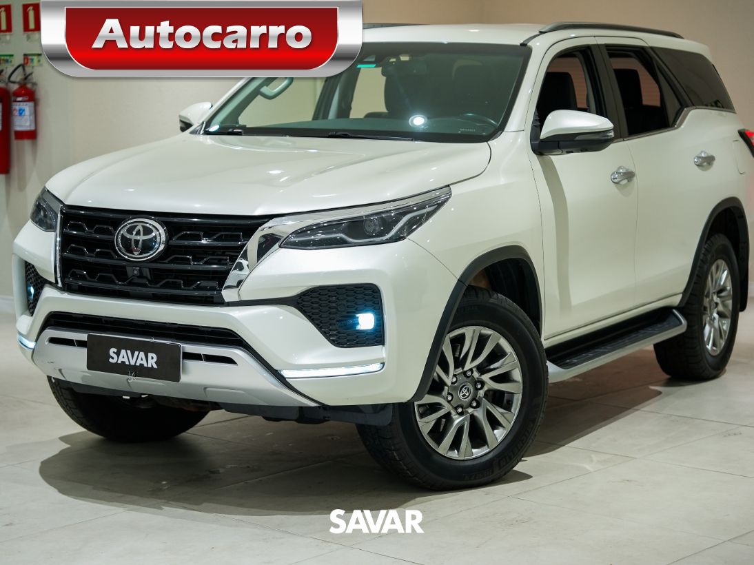 Toyota Hilux Sw4 Hilux SW4 SRX 4x4 2.8 TDI 16V Dies. Aut. 2022