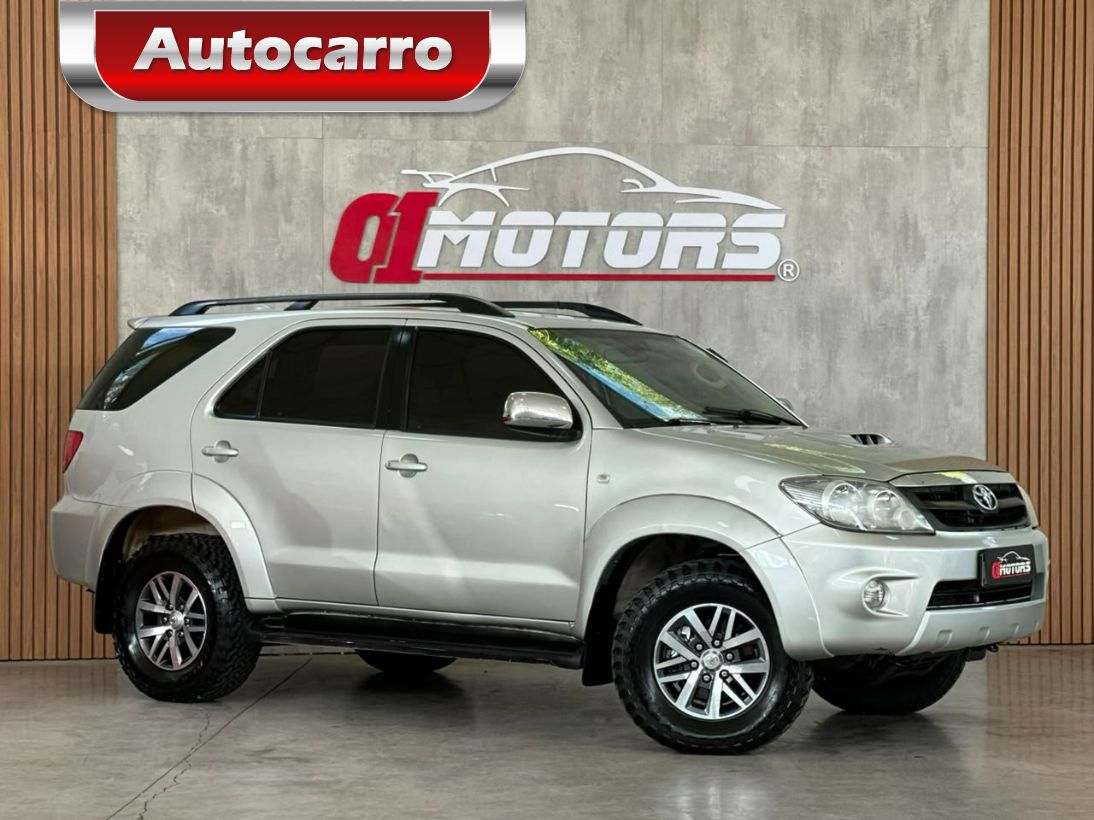 Toyota Hilux Sw4 3.0 SRV 4X4 16V TURBO INTERCOOLER DIESEL 4P AUTOMÁTICO 2006