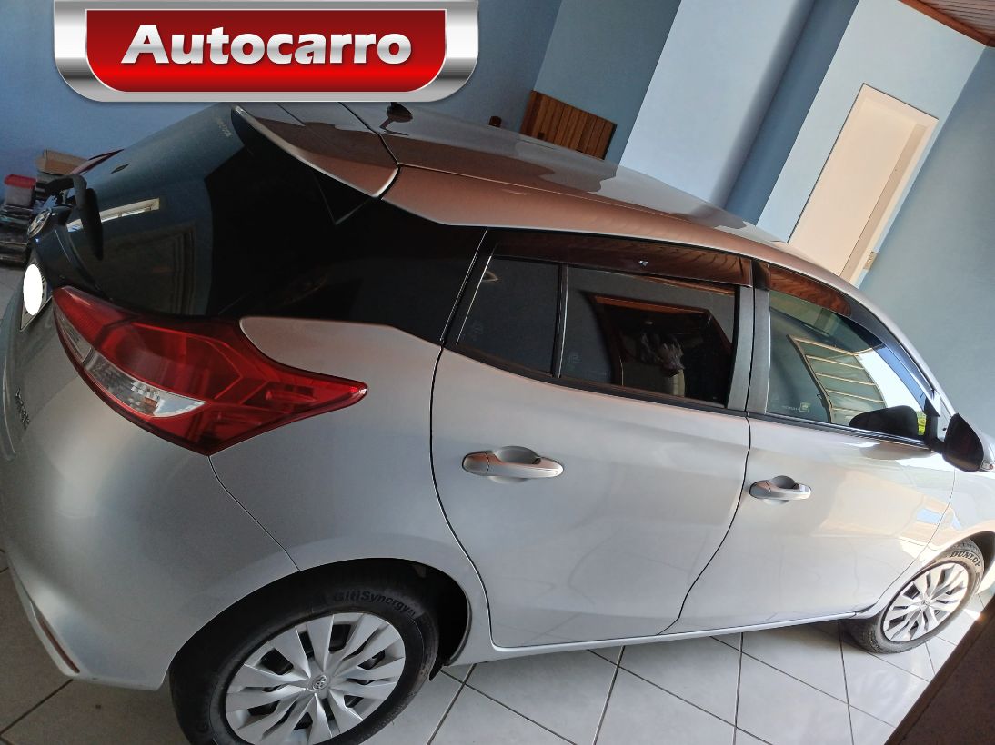 Toyota Yaris 1.3 16V FLEX XL LIVE MULTIDRIVE 2021
