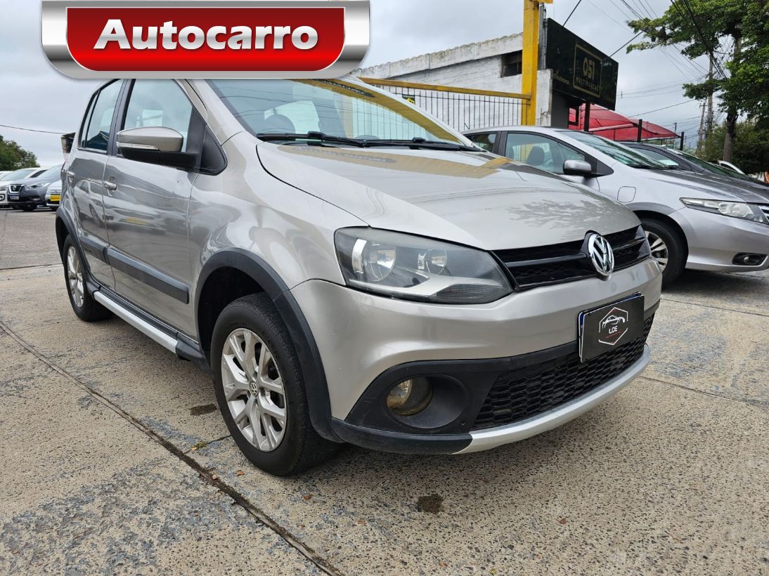 Volkswagen Crossfox CROSSFOX 1.6 Mi Total Flex 8V 5p 2013