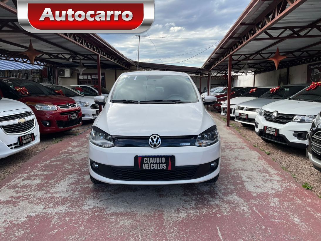 Volkswagen Fox Fox BLUEMOTION 1.0 Mi Total Flex 12V 3p 2014
