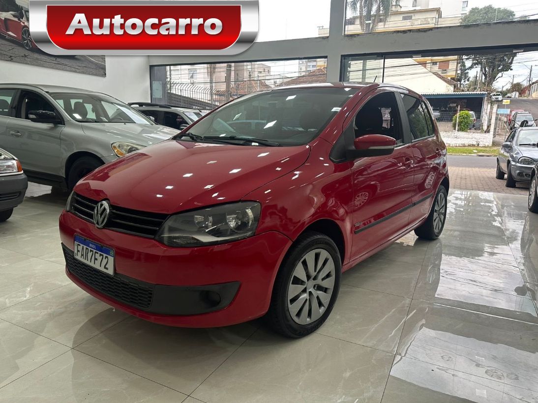 Volkswagen Fox Fox 1.0 Mi Total Flex 8V 3p 2013