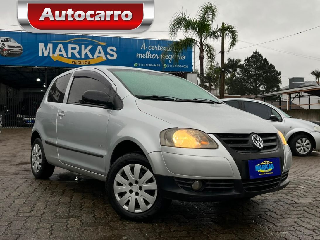 Volkswagen Fox Fox Route 1.0 Mi Total Flex 8V 3p 2009