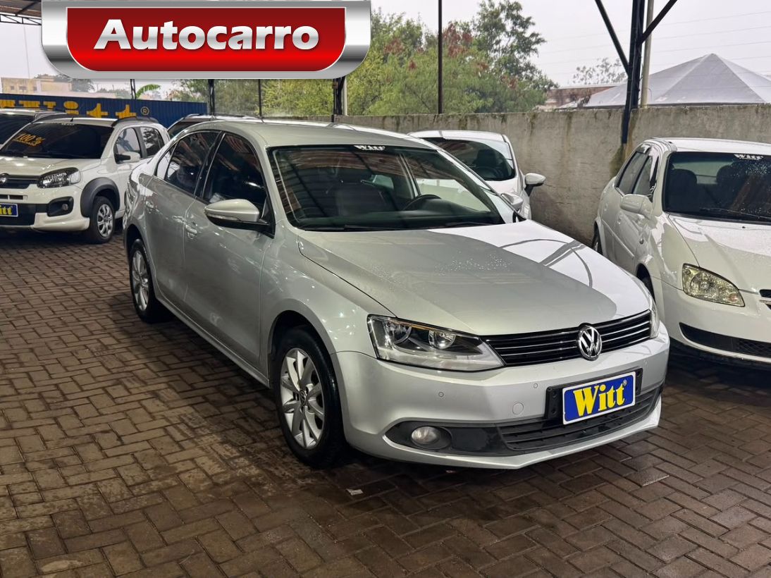 Volkswagen Jetta JETTA Comfortline  2.0 T.Flex 8V 4p Mec. 2011