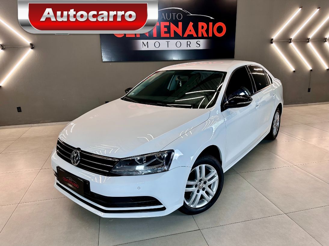 Volkswagen Jetta 2.0 COMFORTLINE 2015