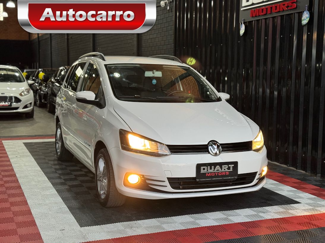 Volkswagen Spacefox SPACEFOX COMFORTLINE 1.6 Mi T.Flex 8V 5p 2015