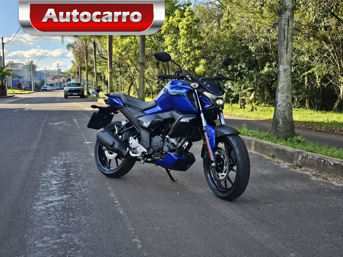 YAMAHA