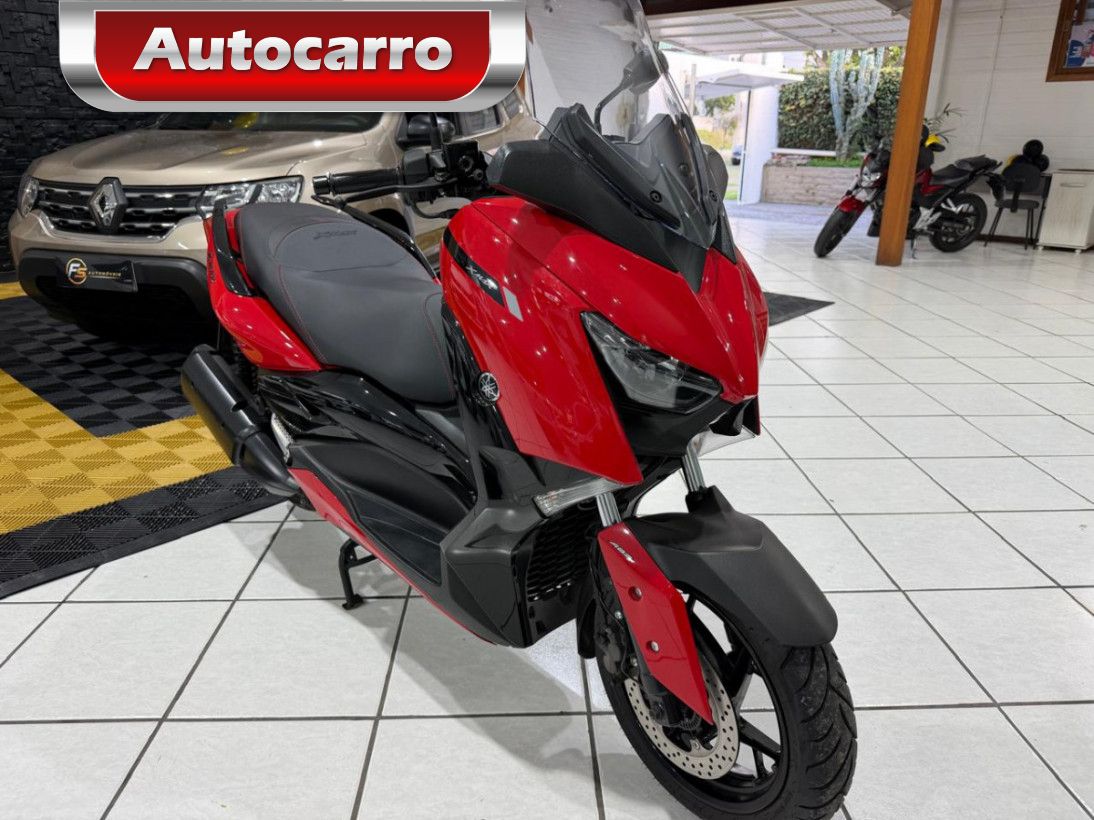 YAMAHA