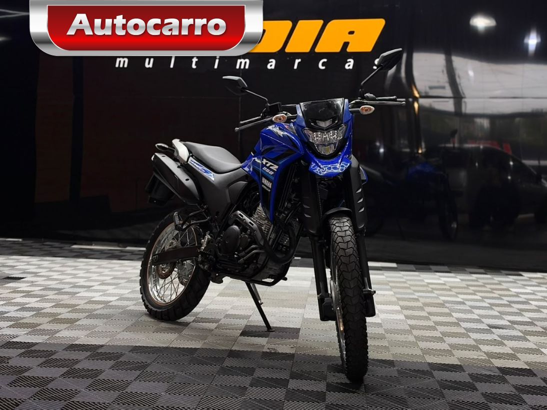 YAMAHA